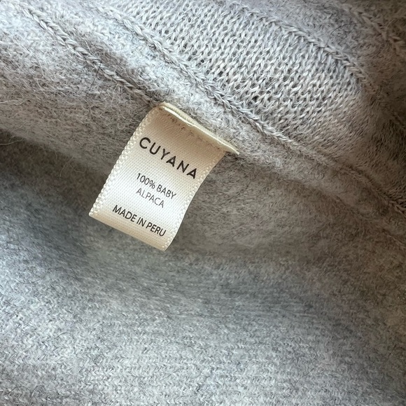 Cuyana Oversized 100% Baby Alpaca Sweater Top – XS/S – Heather Grey - Picture 8 of 14